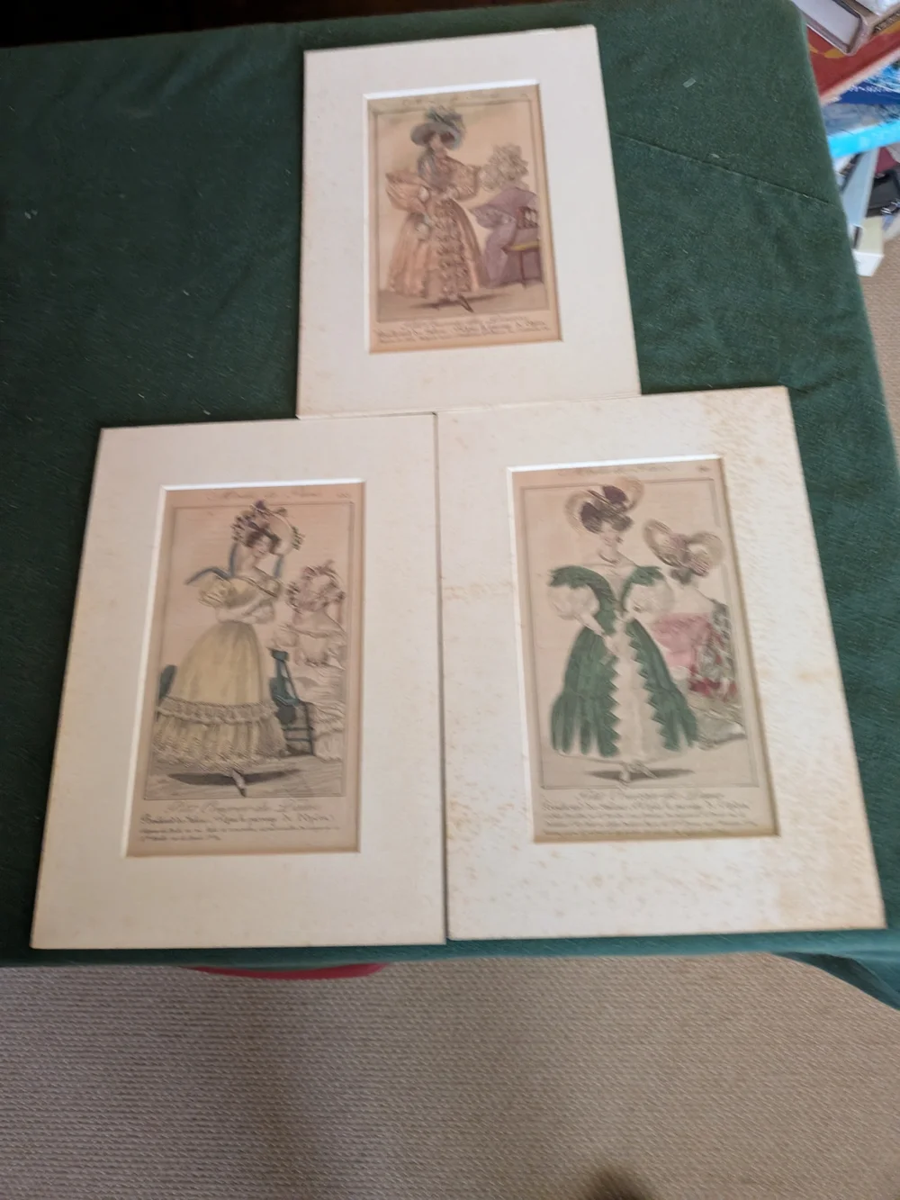 Vintage Style Framed Fashion Prints - Set of 3 (Green, Cream, Pink) Vintage Clas